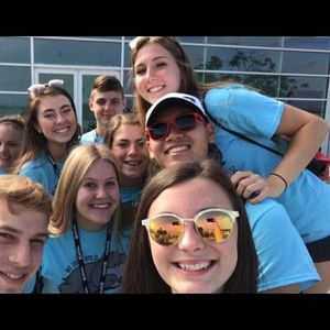 Meet your Posher, Stella